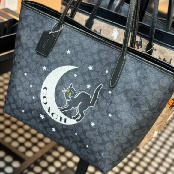 New Coach Gray Tote Bag with Cat and Moon Design - Picture 2 of 7